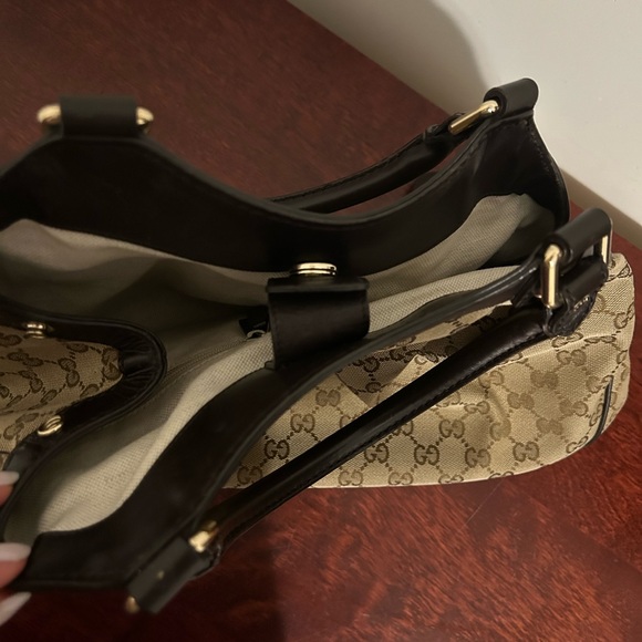 Gucci Monogram Medium Sukey - Picture 11 of 16